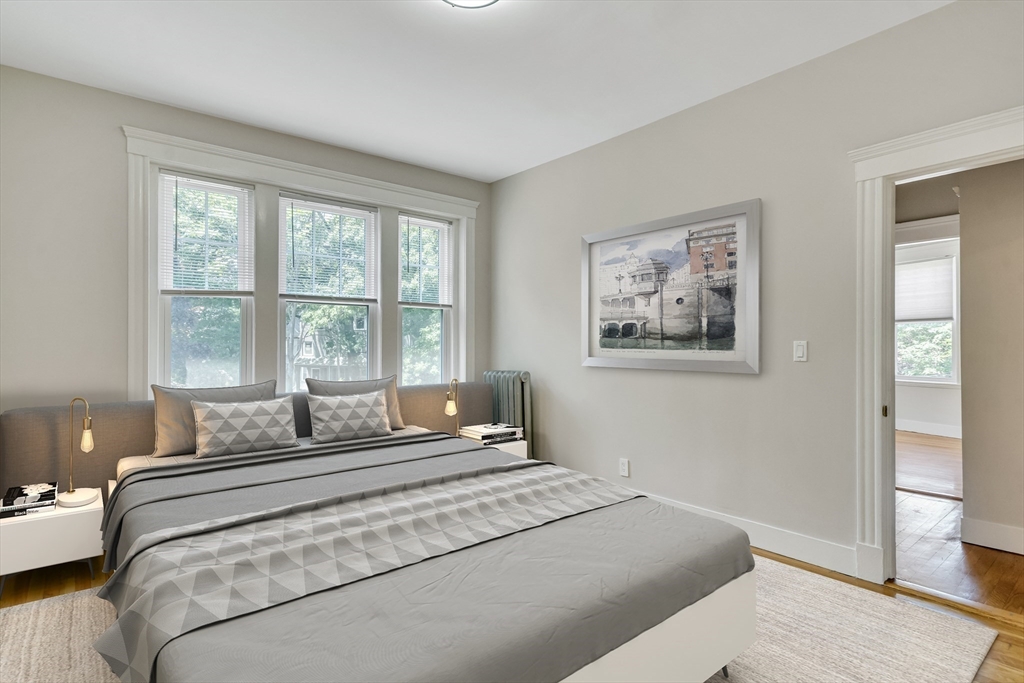 4 bed, 1 bath apartment for rent at 65 Lanark Rd Unit 7, Brighton — photo 5 of 9