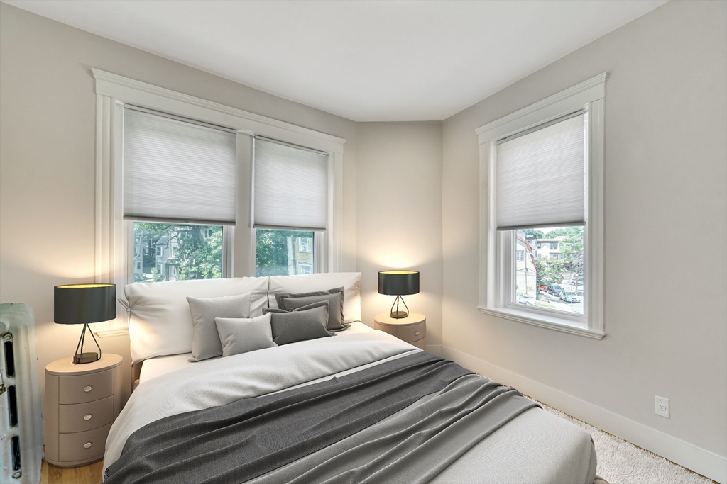 4 bed, 1 bath apartment for rent at 65 Lanark Rd Unit 7, Brighton — photo 6 of 9