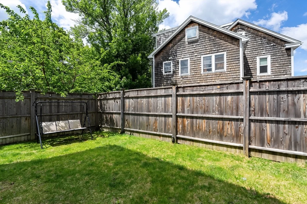 4 bed, 3 bath apartment for rent at 65 Lancaster Rd Unit 65, Arlington — photo 37 of 38