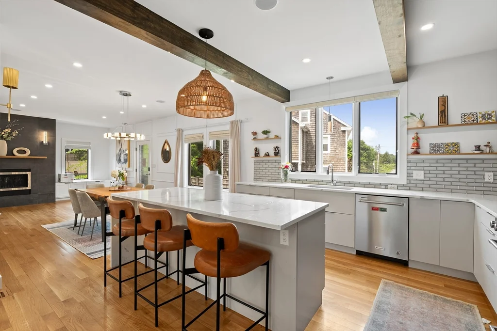 4 bed, 3 bath apartment for rent at 65 Lancaster Rd Unit 65, Arlington — photo 10 of 38