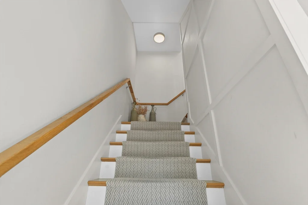 4 bed, 3 bath apartment for rent at 65 Lancaster Rd Unit 65, Arlington — photo 19 of 38