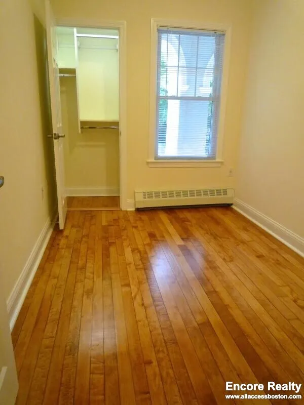 3 bed, 1.5 bath apartment for rent at 65 Langdon St Unit 10, Neighborhood Nine — photo 17 of 19