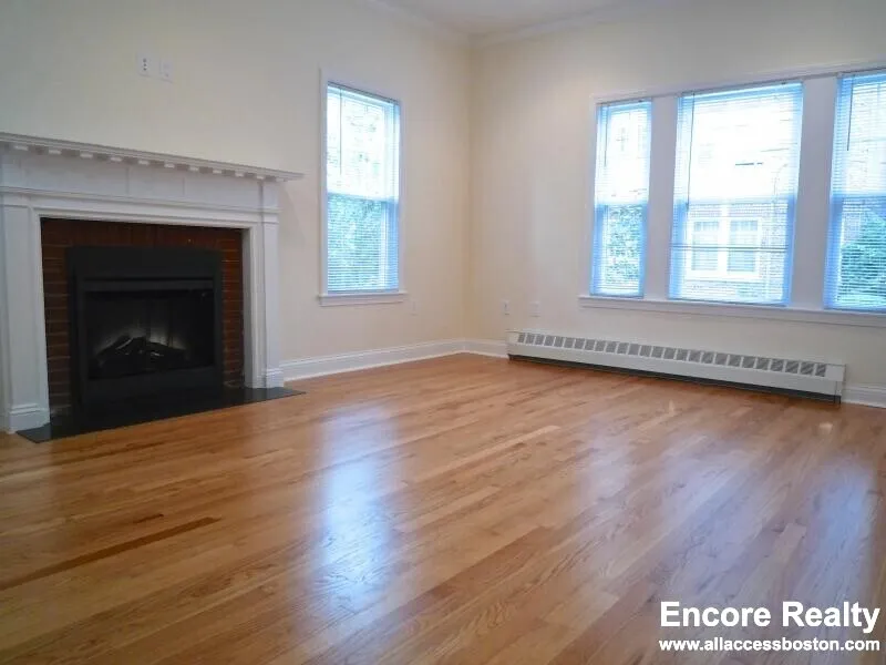 3 bed, 1.5 bath apartment for rent at 65 Langdon St Unit 10, Neighborhood Nine — photo 15 of 19