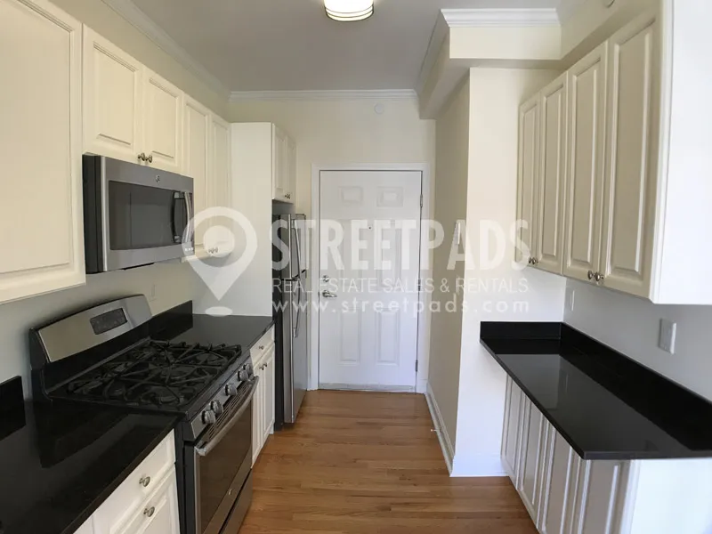 2 bed, 1 bath apartment for rent at 65 Langdon St Unit 12, Neighborhood Nine — photo 6 of 31