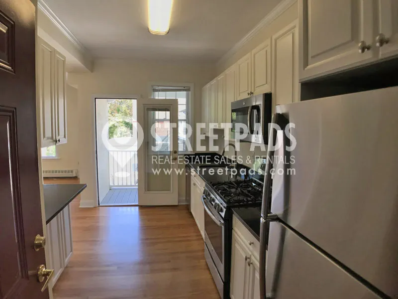 2 bed, 1 bath apartment for rent at 65 Langdon St Unit 12, Neighborhood Nine — photo 4 of 31