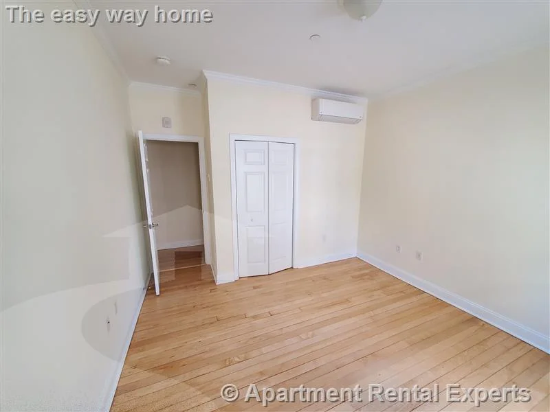 2 bed, 1 bath apartment for rent at 65 Langdon St Unit 3, Harvard Square — photo 3 of 9