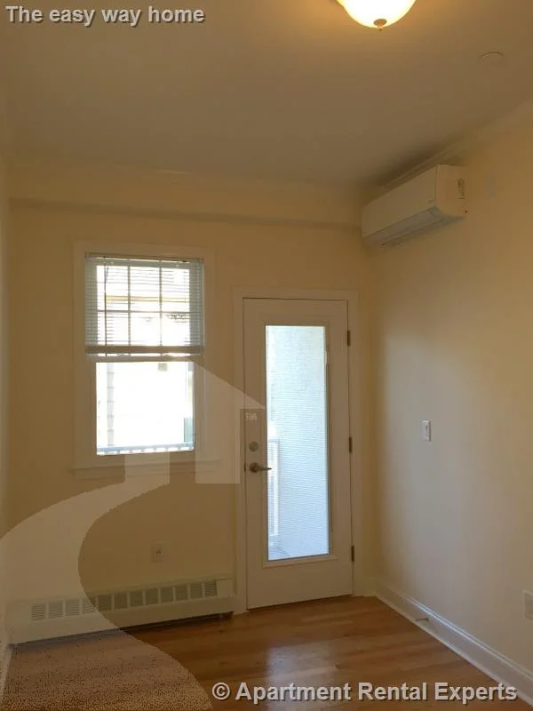 3 bed, 1 bath apartment for rent at 65 Langdon St Unit 6, Harvard Square — photo 3 of 20