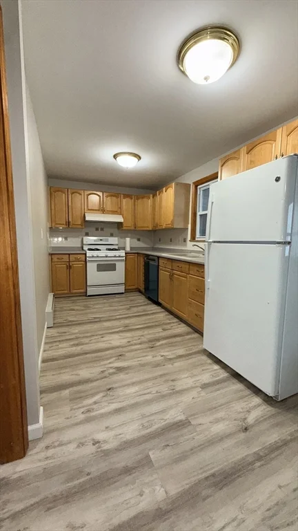2 bed, 1 bath apartment for rent at 65 Lowell St Unit 2, Methuen — photo 10 of 25