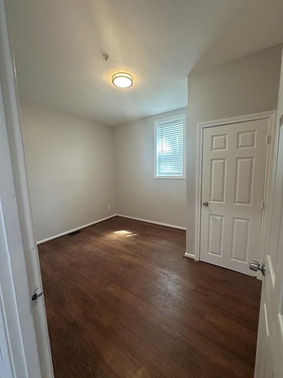 3 bed, 1 bath apartment for rent at 65 Manchester Unit 1B, Brockton — photo 5 of 14