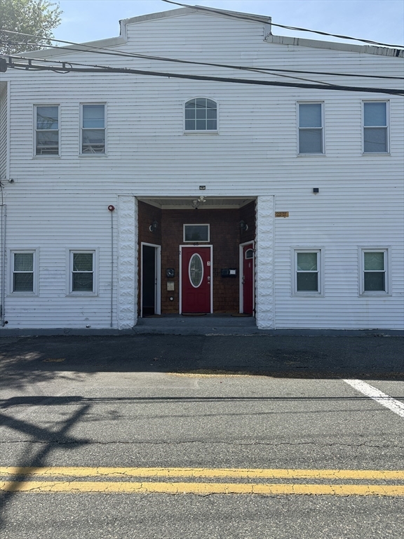3 bed, 1 bath apartment for rent at 65 Manchester Unit 1B, Brockton — photo 13 of 14