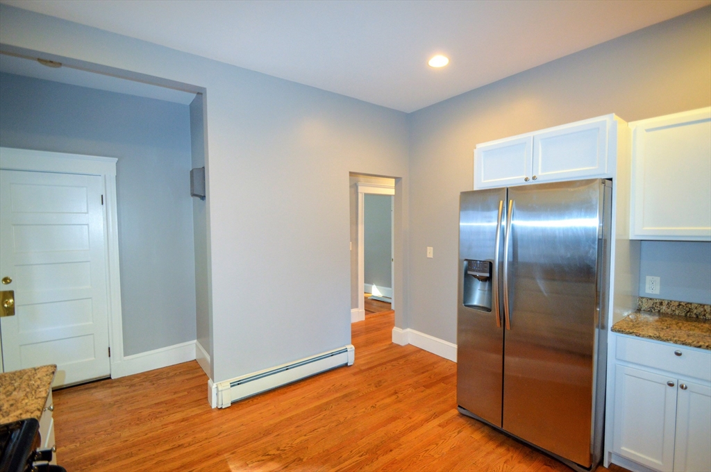 4 bed, 2 bath apartment for rent at 65 Mapleton St Unit 1, Brighton — photo 2 of 20