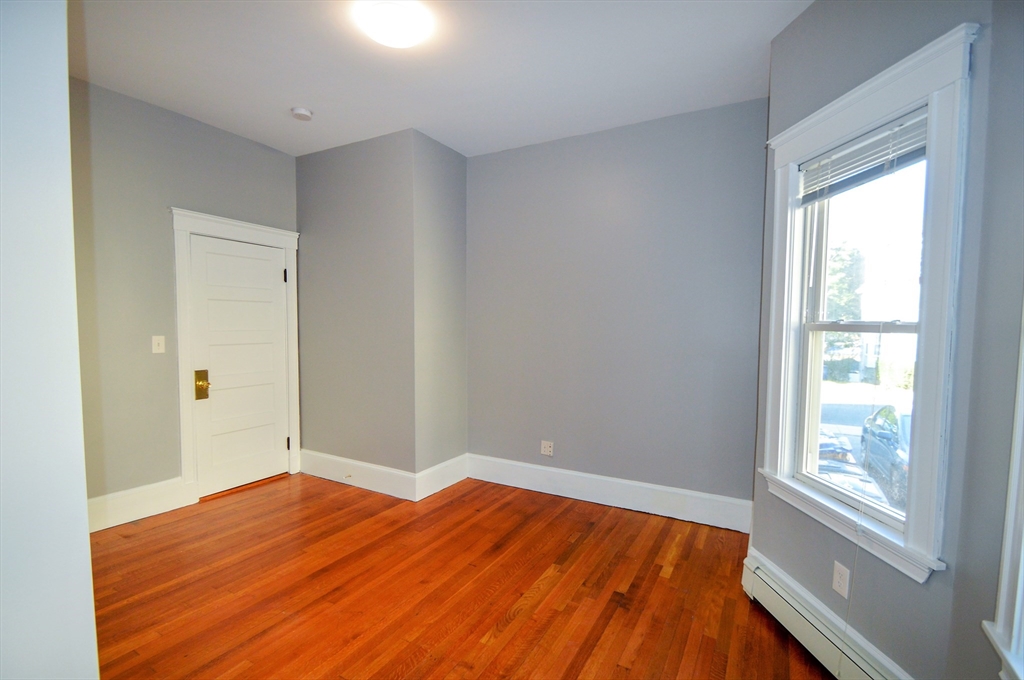 4 bed, 2 bath apartment for rent at 65 Mapleton St Unit 1, Brighton — photo 8 of 20