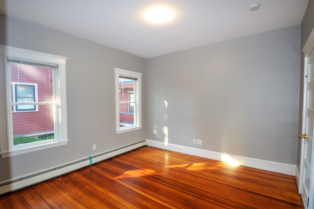4 bed, 2 bath apartment for rent at 65 Mapleton St Unit 1, Brighton — photo 7 of 20