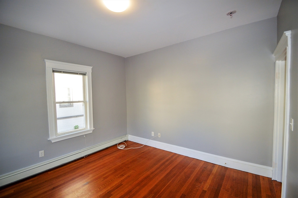 4 bed, 2 bath apartment for rent at 65 Mapleton St Unit 1, Brighton — photo 17 of 20