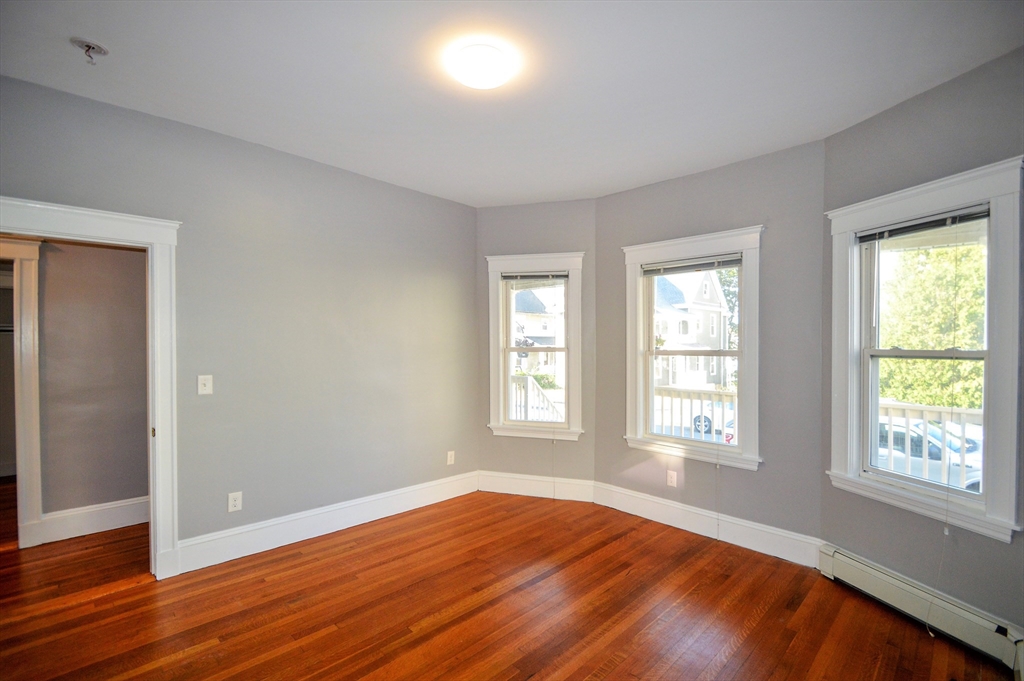 4 bed, 2 bath apartment for rent at 65 Mapleton St Unit 1, Brighton — photo 14 of 20