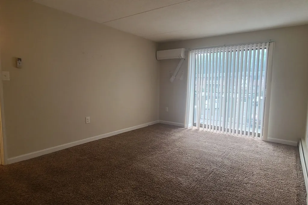 2 bed, 1 bath apartment for rent at 65 Mccormick Terr Unit 6, Stoughton — photo 8 of 12