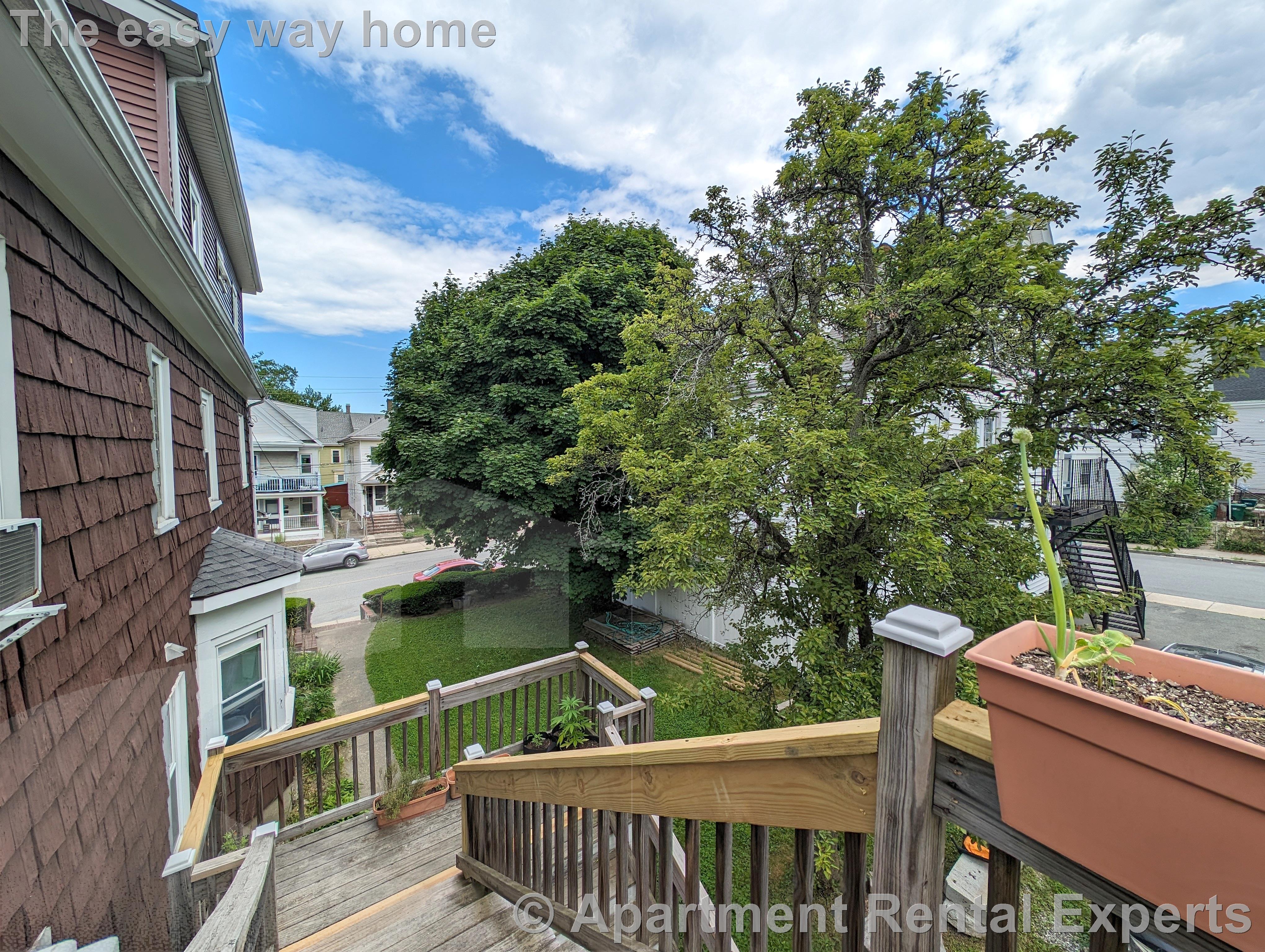4 bed, 2 bath apartment for rent at 65 Medford St Unit 2, Magoun Square — photo 24 of 25