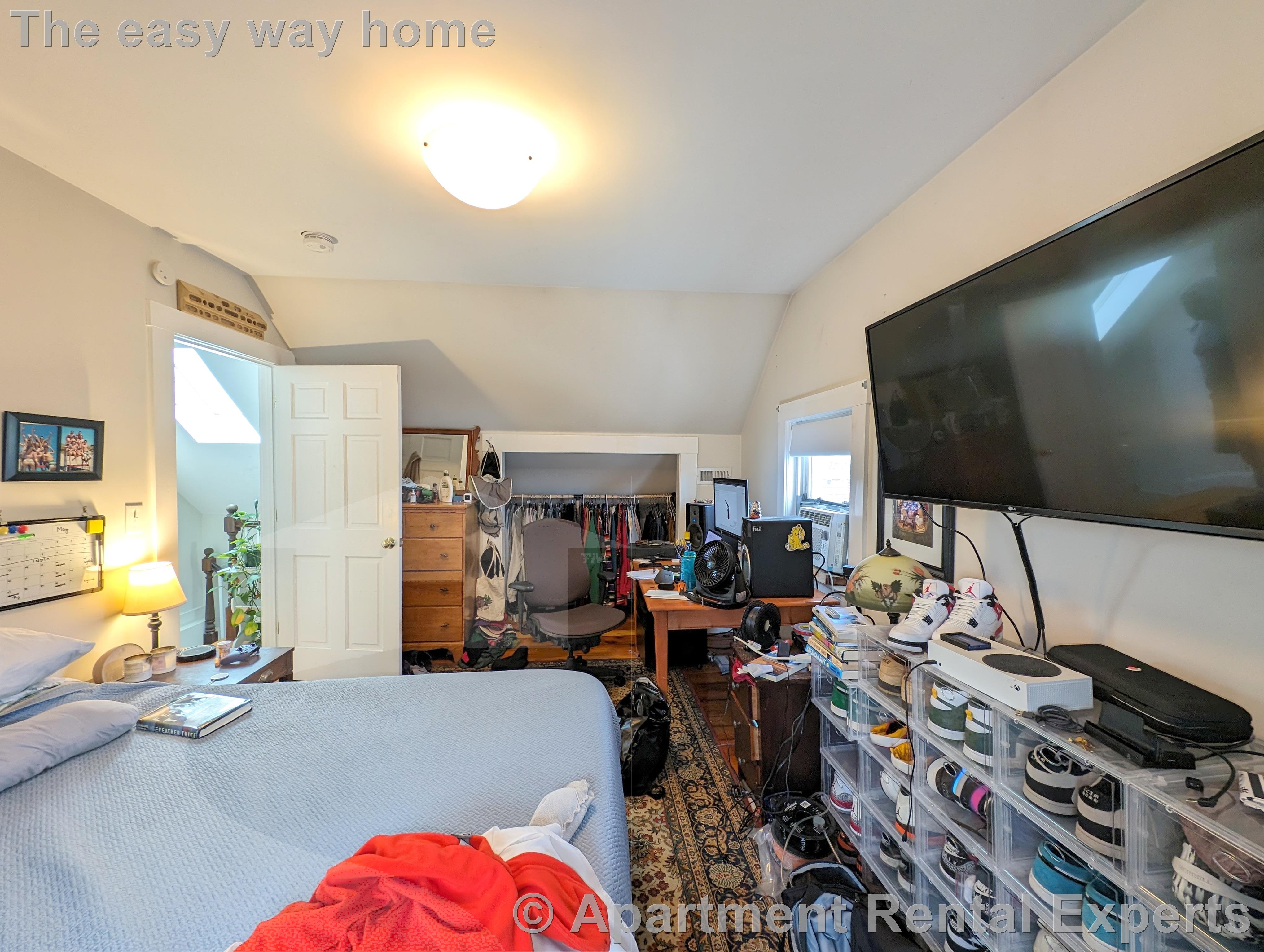 4 bed, 2 bath apartment for rent at 65 Medford St Unit 2, Magoun Square — photo 17 of 25