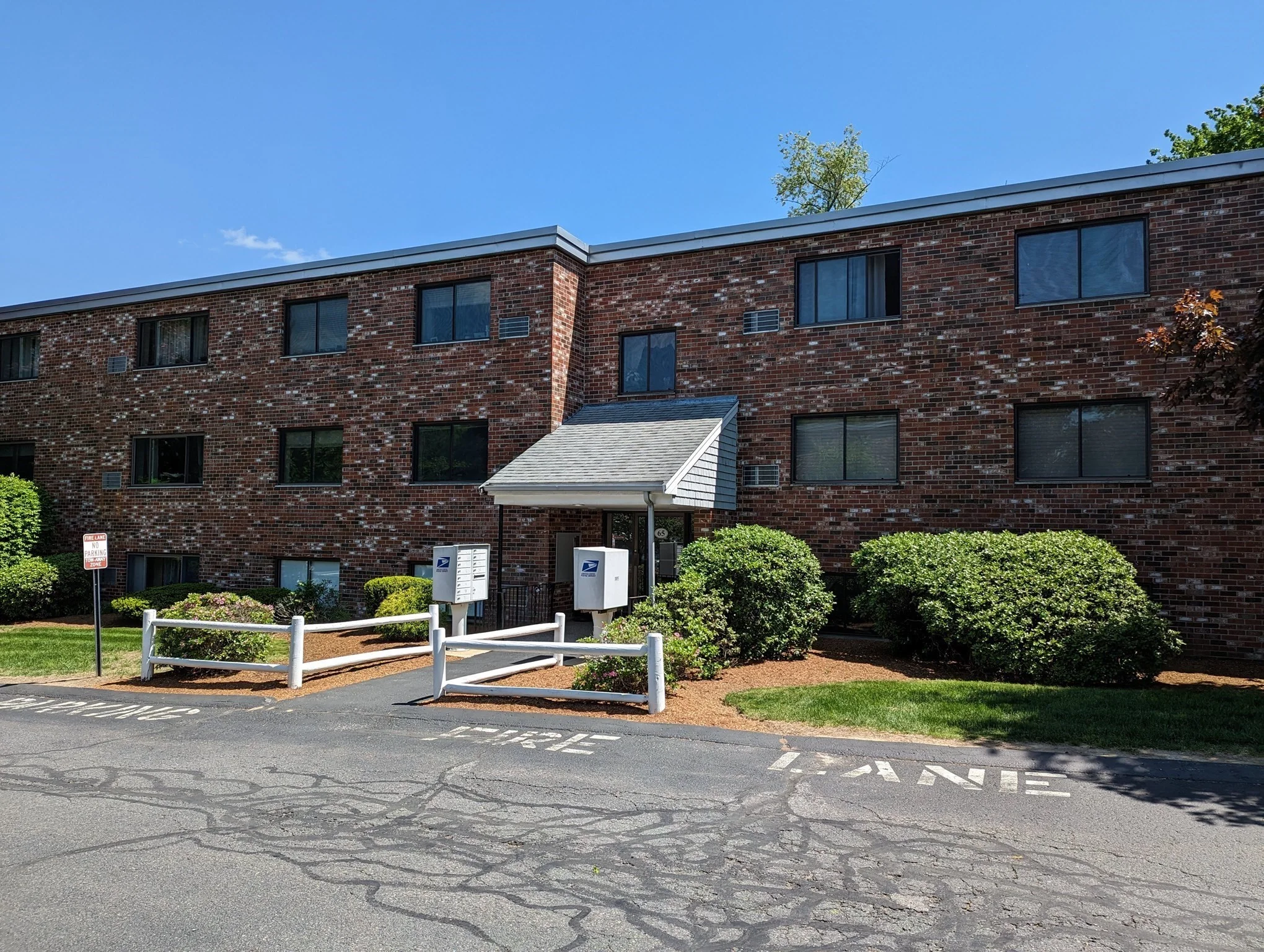 1 bed, 1 bath apartment for rent at 65 Milliken Ave Unit 16, Franklin