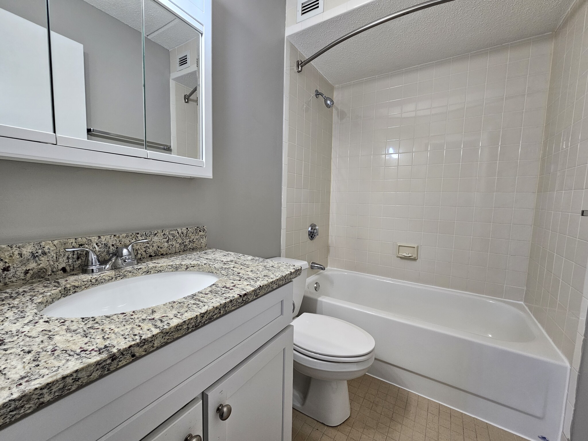 2 bed, 2 bath apartment for rent at 65 North Point Dr Unit 206, Dorchester — photo 17 of 32