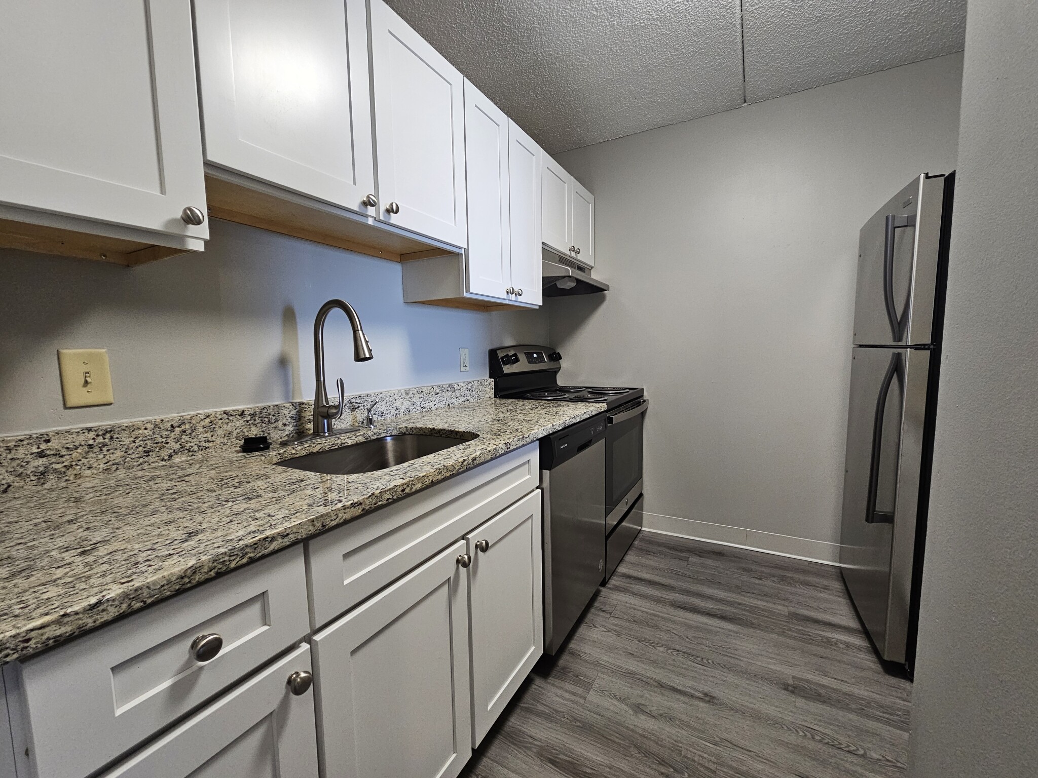 2 bed, 2 bath apartment for rent at 65 North Point Dr Unit 206, Dorchester — photo 2 of 32