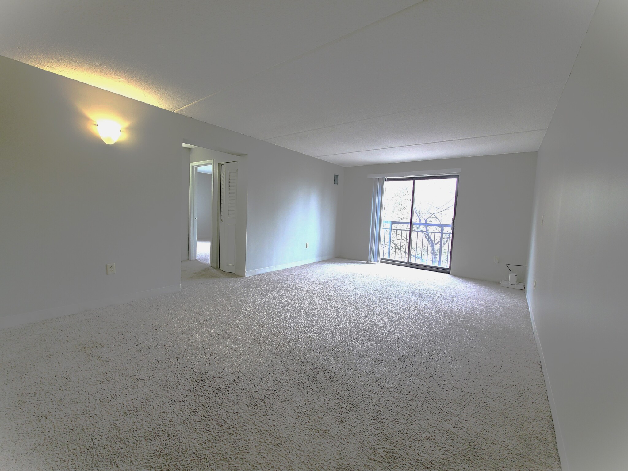 2 bed, 2 bath apartment for rent at 65 North Point Dr Unit 302, Dorchester — photo 4 of 21