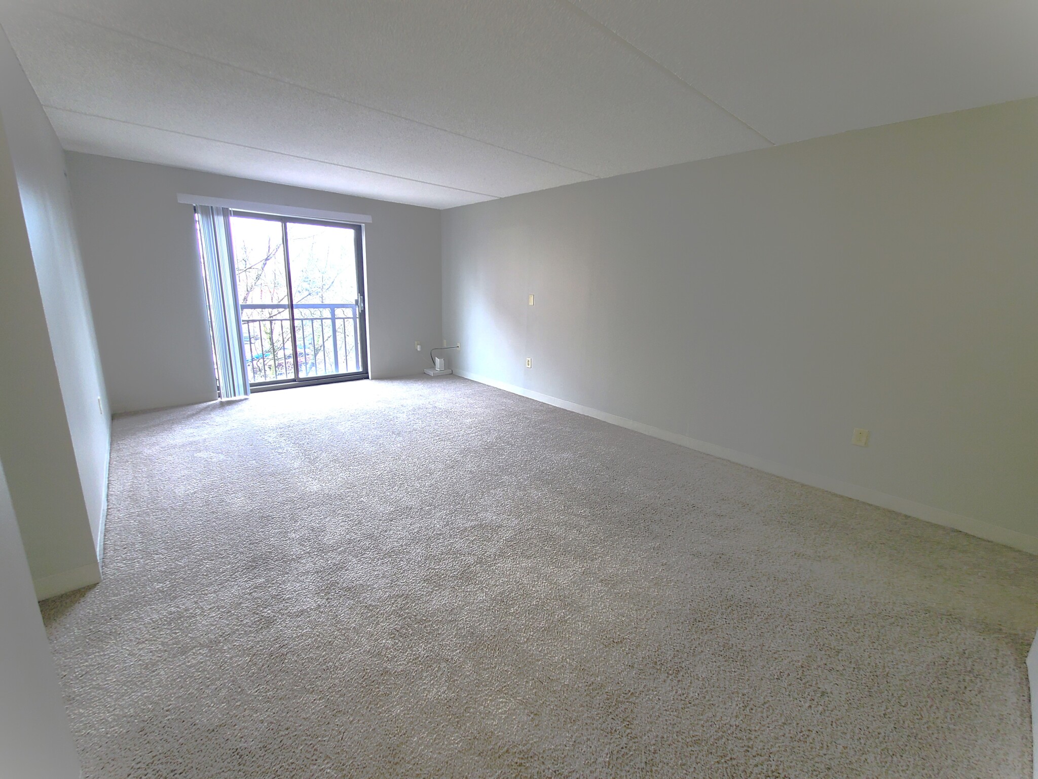 2 bed, 2 bath apartment for rent at 65 North Point Dr Unit 302, Dorchester — photo 3 of 21