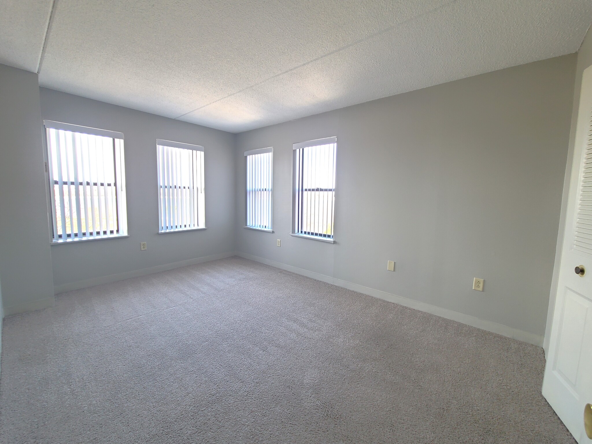 2 bed, 2 bath apartment for rent at 65 North Point Dr Unit 601, Dorchester — photo 6 of 21