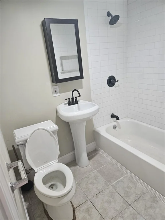 3 bed, 2 bath apartment for rent at 65 Oakland Unit 1, Oak Square — photo 17 of 17