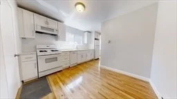 3 bed, 2 bath apartment for rent at 65 Oakland Unit 1, Oak Square — photo 7 of 17