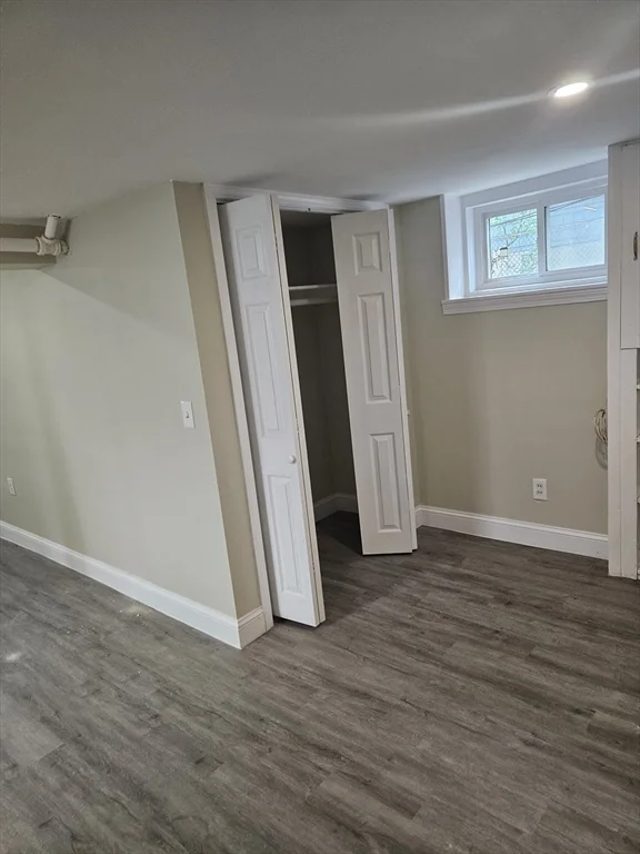 3 bed, 2 bath apartment for rent at 65 Oakland Unit 1, Oak Square — photo 16 of 17