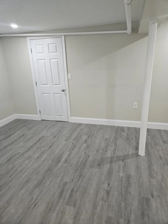 3 bed, 2 bath apartment for rent at 65 Oakland Unit 1, Oak Square — photo 14 of 17