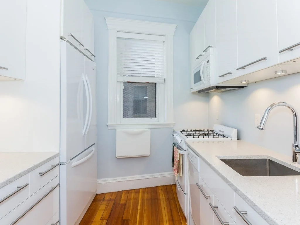 2 bed, 1 bath apartment for rent at 65 Park Dr Unit 1, Fenway — photo 11 of 20