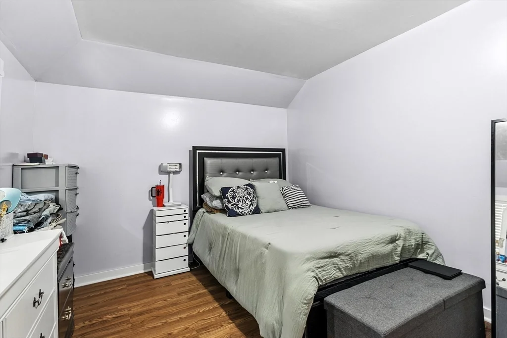 3 bed, 2 bath apartment for rent at 65 Rochelle St, Springfield — photo 9 of 22