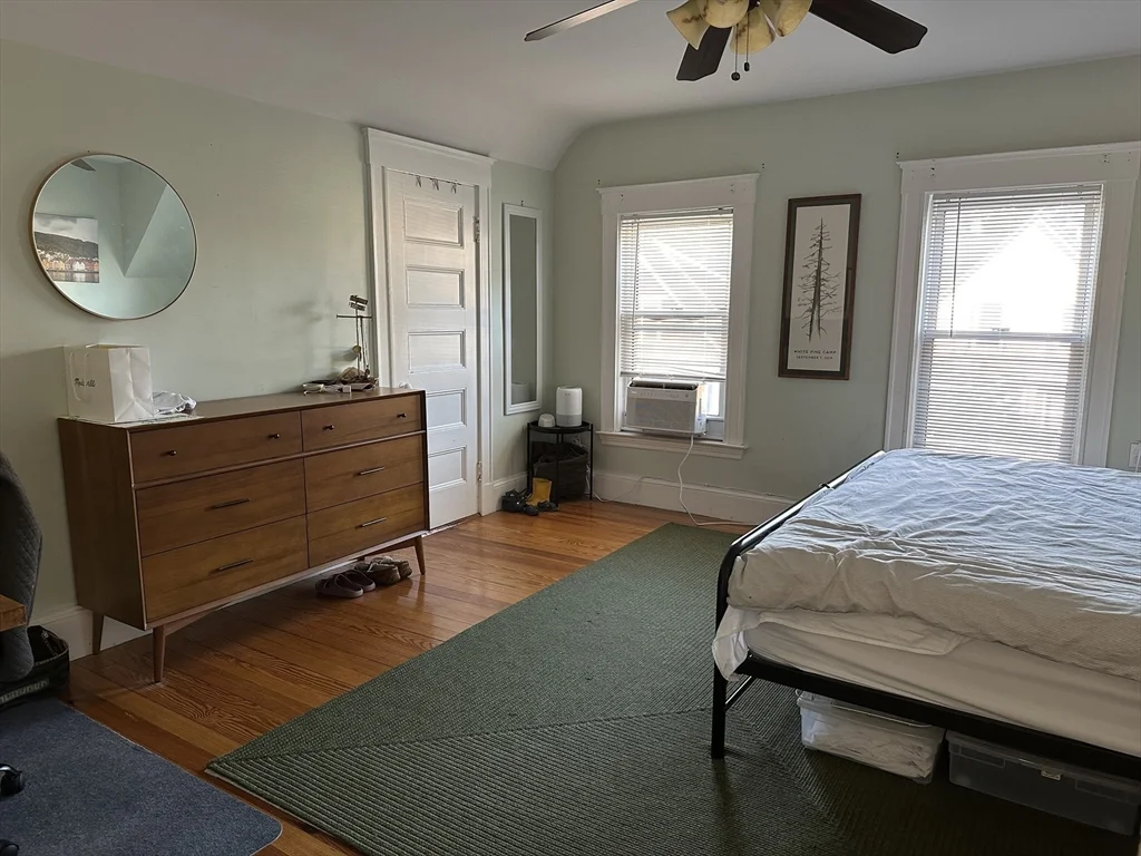 3 bed, 1 bath apartment for rent at 65 Rogers Ave Unit 2, Ball Square — photo 11 of 20