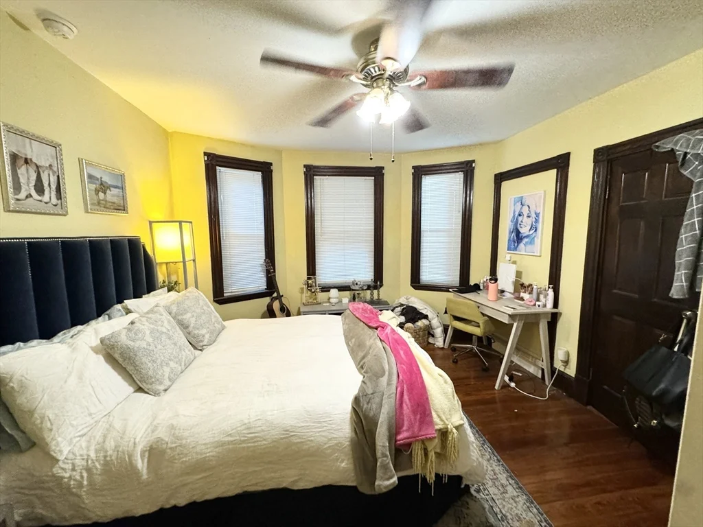 3 bed, 1 bath apartment for rent at 65 Roseclair Unit 1, Boston — photo 9 of 17
