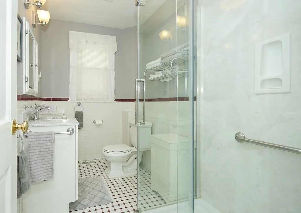 3 bed, 1 bath apartment for rent at 65 Roseclair Unit 1, Boston — photo 10 of 17