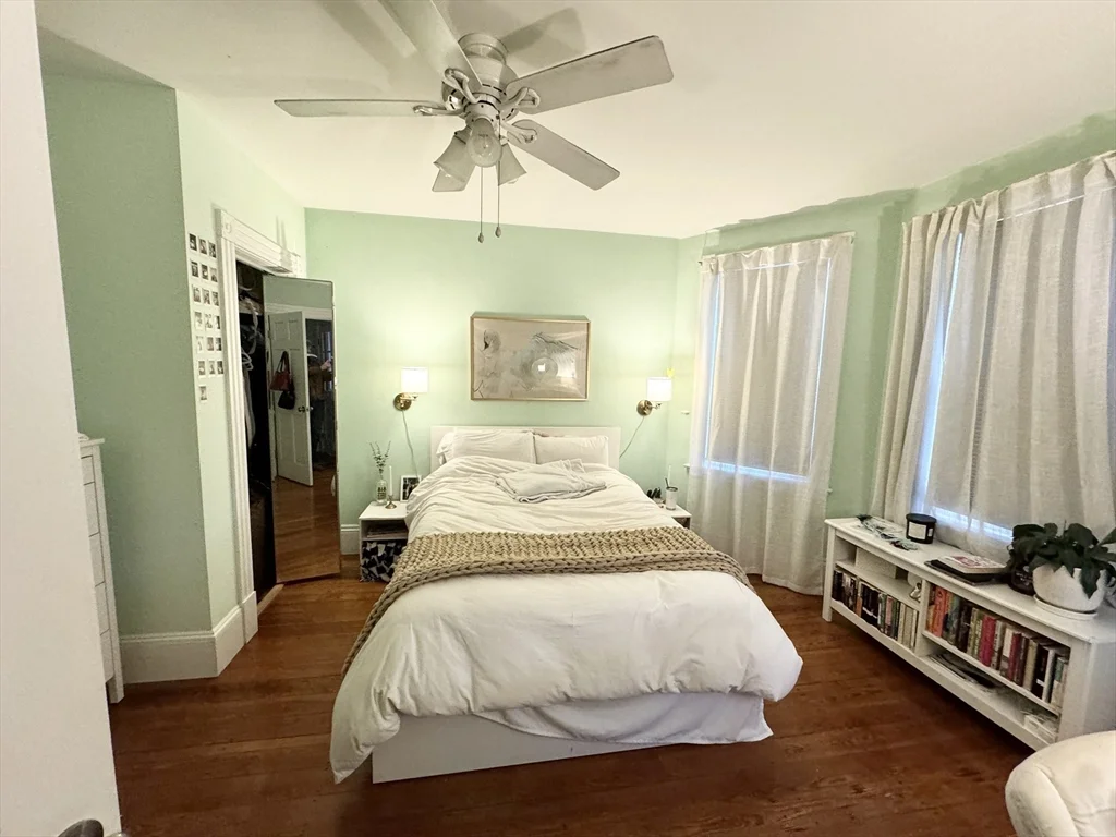 3 bed, 1 bath apartment for rent at 65 Roseclair Unit 1, Boston — photo 6 of 17