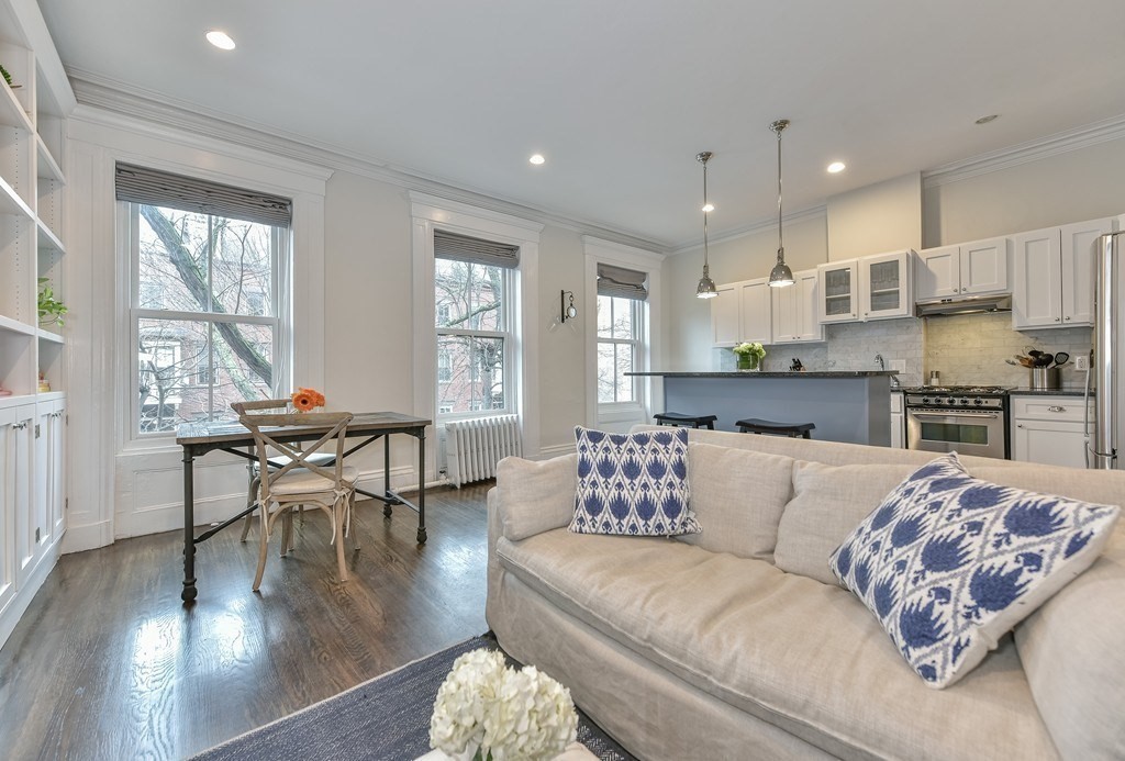 1 bed, 1 bath apartment for rent at 65 Rutland St Unit 2, South End — photo 2 of 7