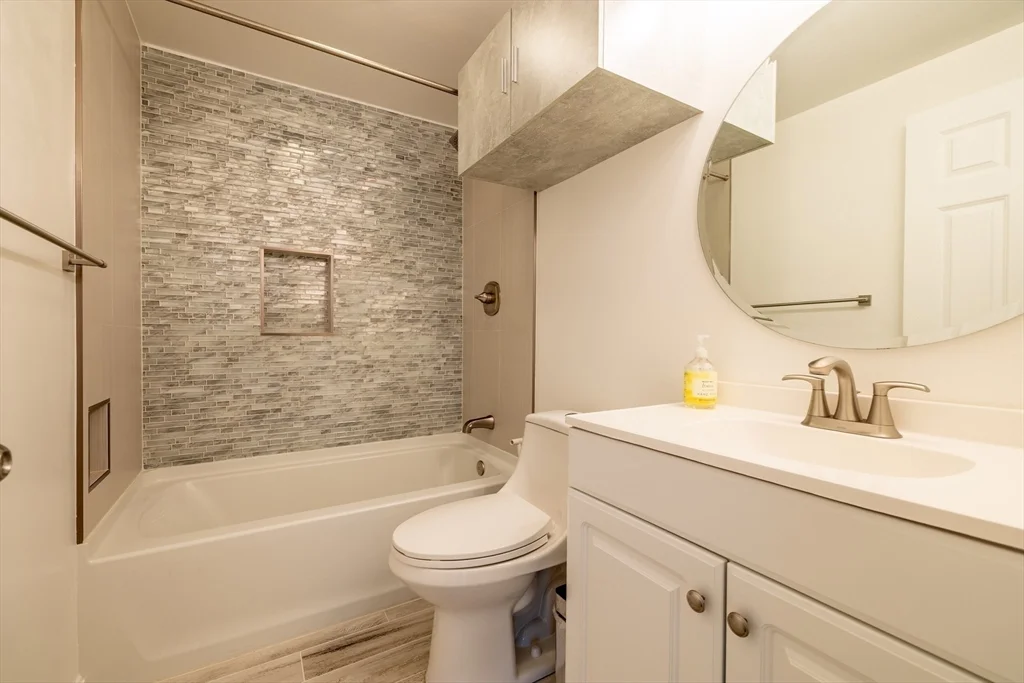 2 bed, 2 bath apartment for rent at 65 Sassamon Ave, Milton — photo 12 of 21