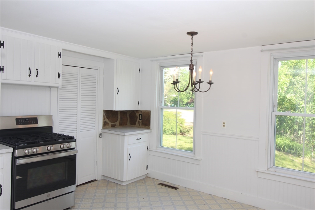 3 bed, 2 bath apartment for rent at 65 School, Groveland — photo 4 of 24