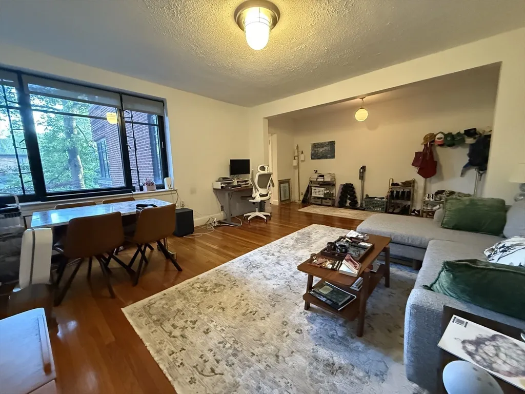 1 bed, 1 bath apartment for rent at 65 Strathmore Rd Unit 25, Brighton — photo 6 of 15