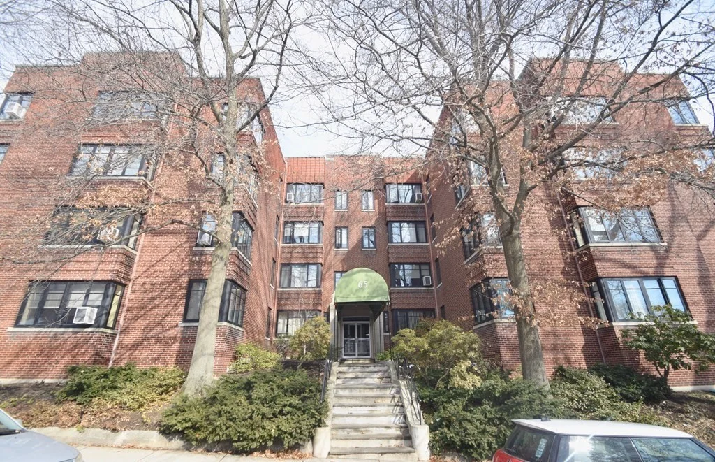 2 bed, 1 bath apartment for rent at 65 Strathmore Rd Unit 28, Brighton — photo 13 of 13