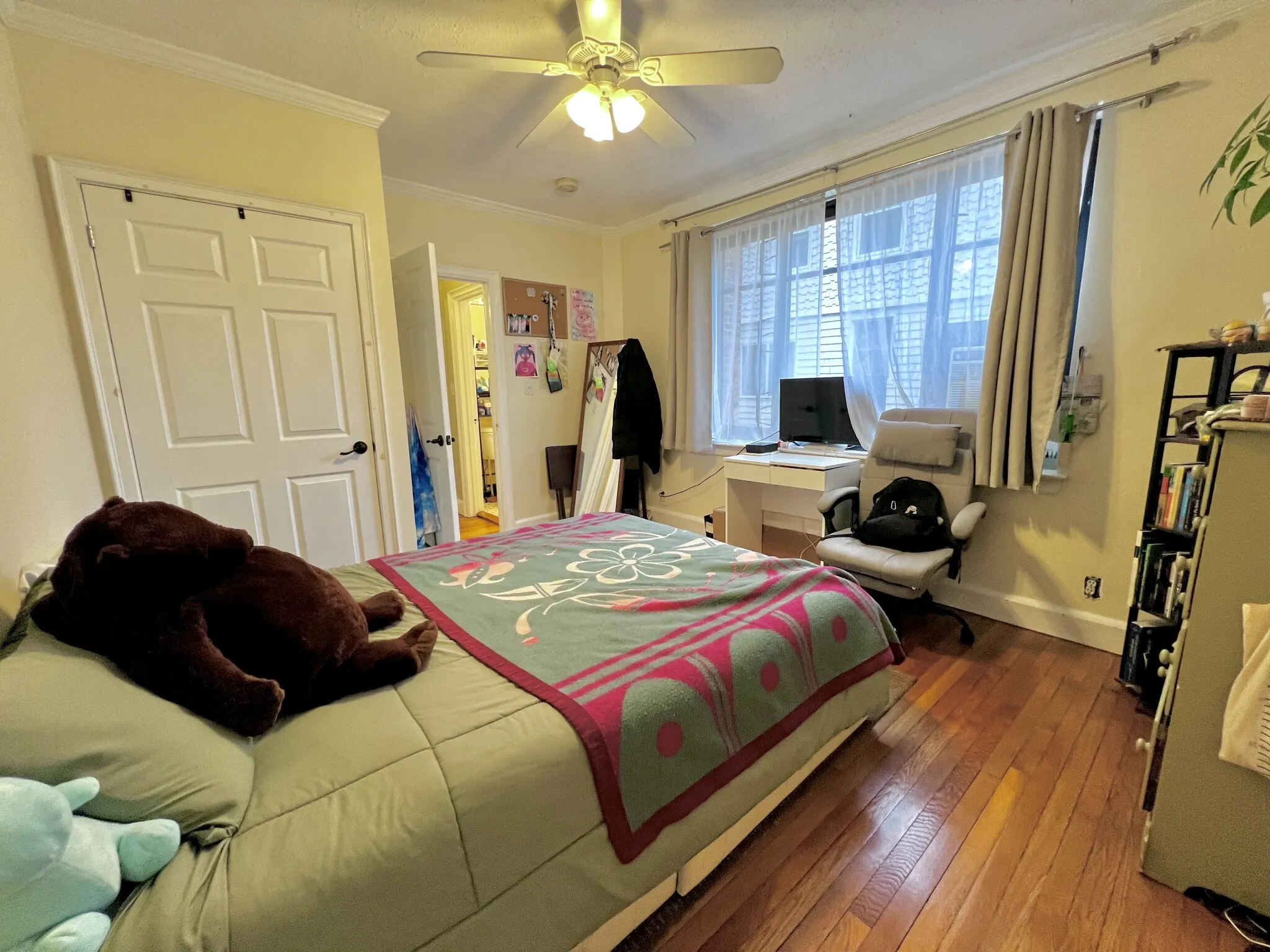 2 bed, 1 bath apartment for rent at 65 Strathmore Rd Unit 28, Brighton — photo 6 of 13