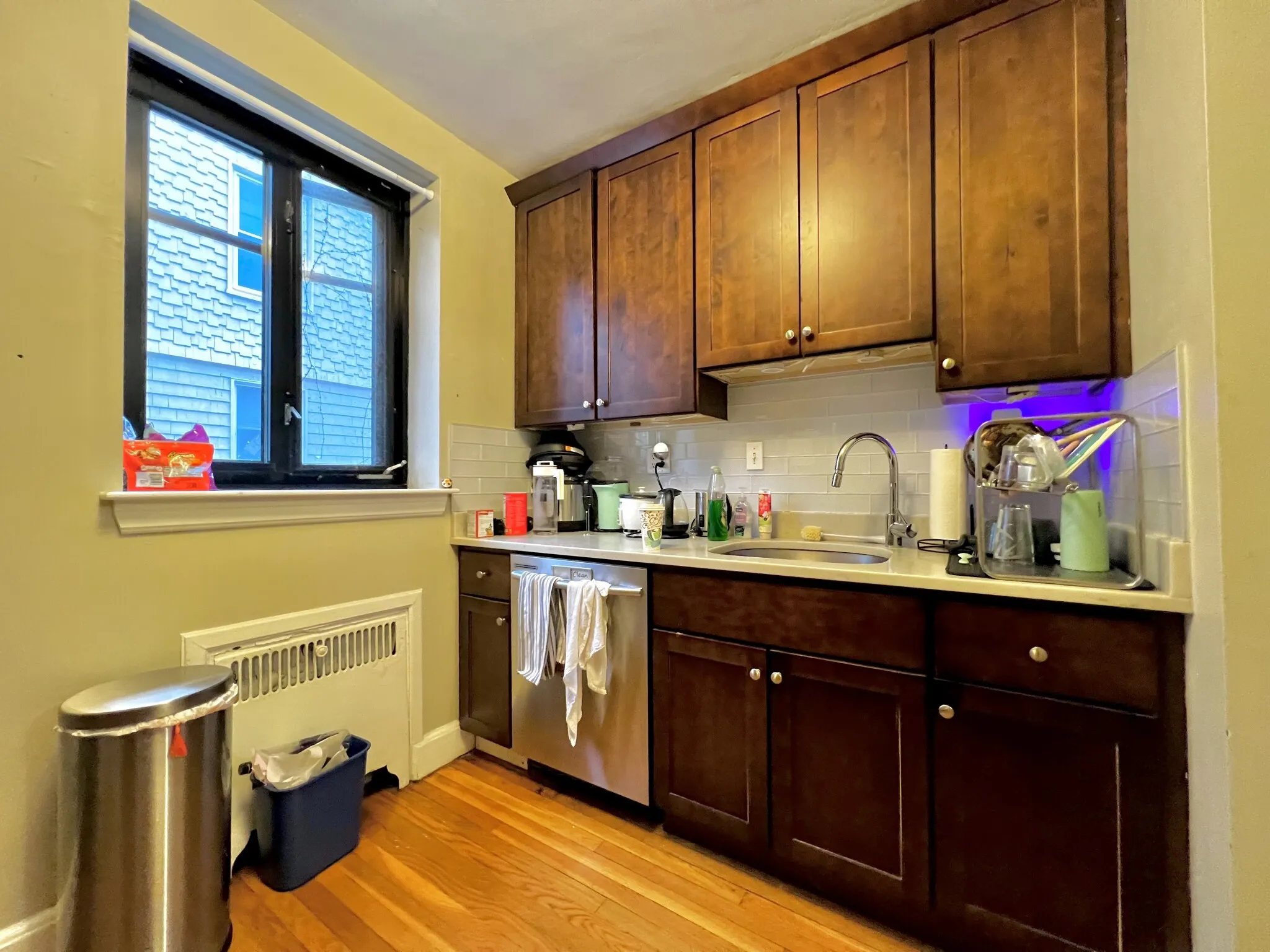 2 bed, 1 bath apartment for rent at 65 Strathmore Rd Unit 28, Brighton — photo 8 of 13