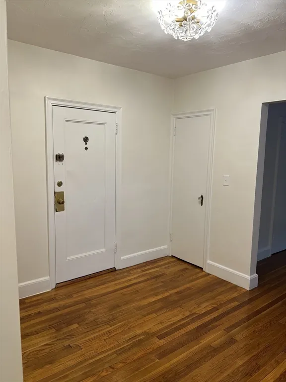 1 bed, 1 bath apartment for rent at 65 Strathmore Rd Unit 31, Brighton — photo 5 of 7