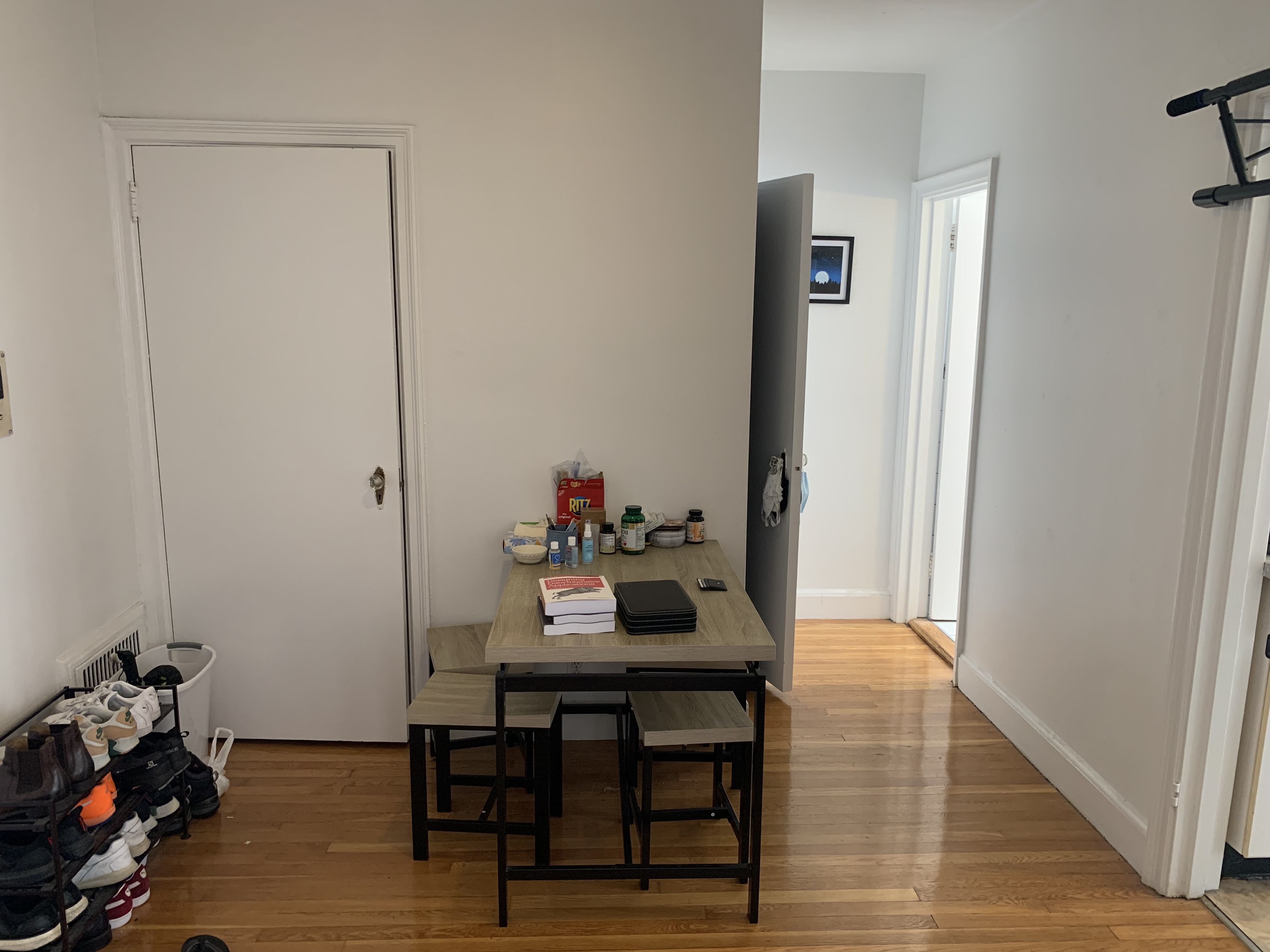 Studio bed, 1 bath apartment for rent at 65 Strathmore Rd Unit 33, Brighton — photo 3 of 6