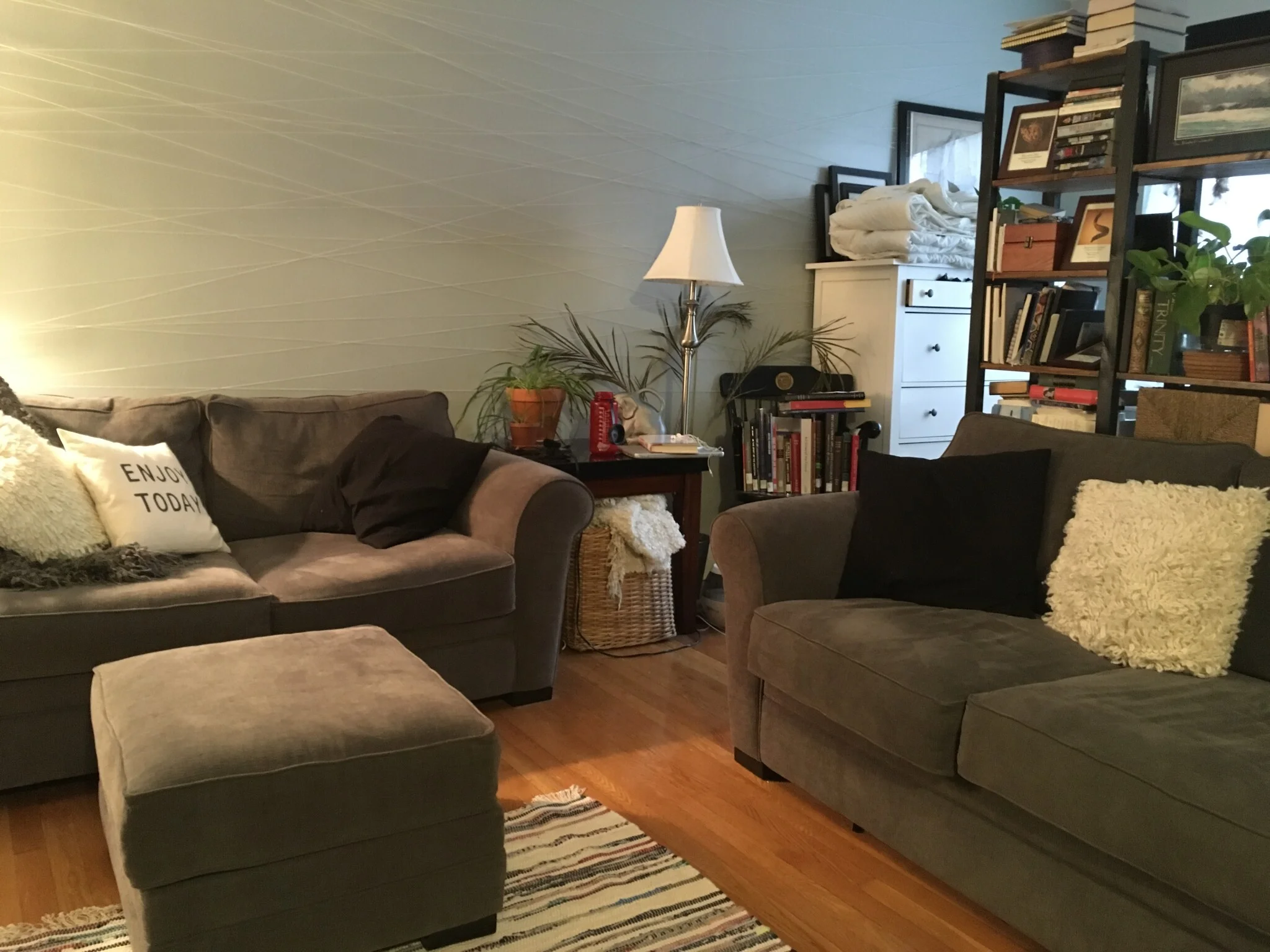Studio bed, 1 bath apartment for rent at 65 Strathmore Rd Unit 41, Brighton — photo 2 of 7