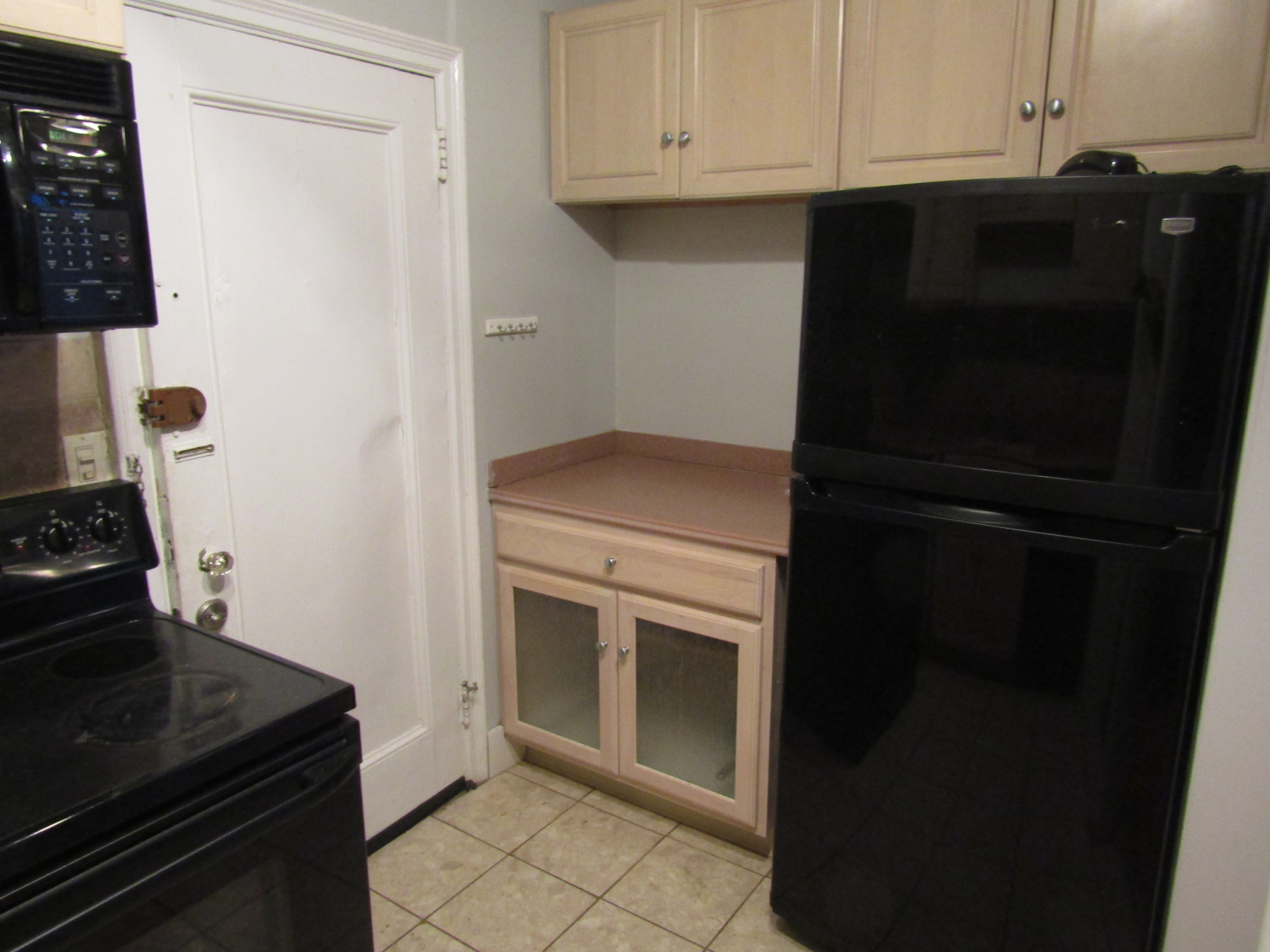 1 bed, 1 bath apartment for rent at 65 Strathmore Rd Unit 7, Brighton — photo 3 of 10