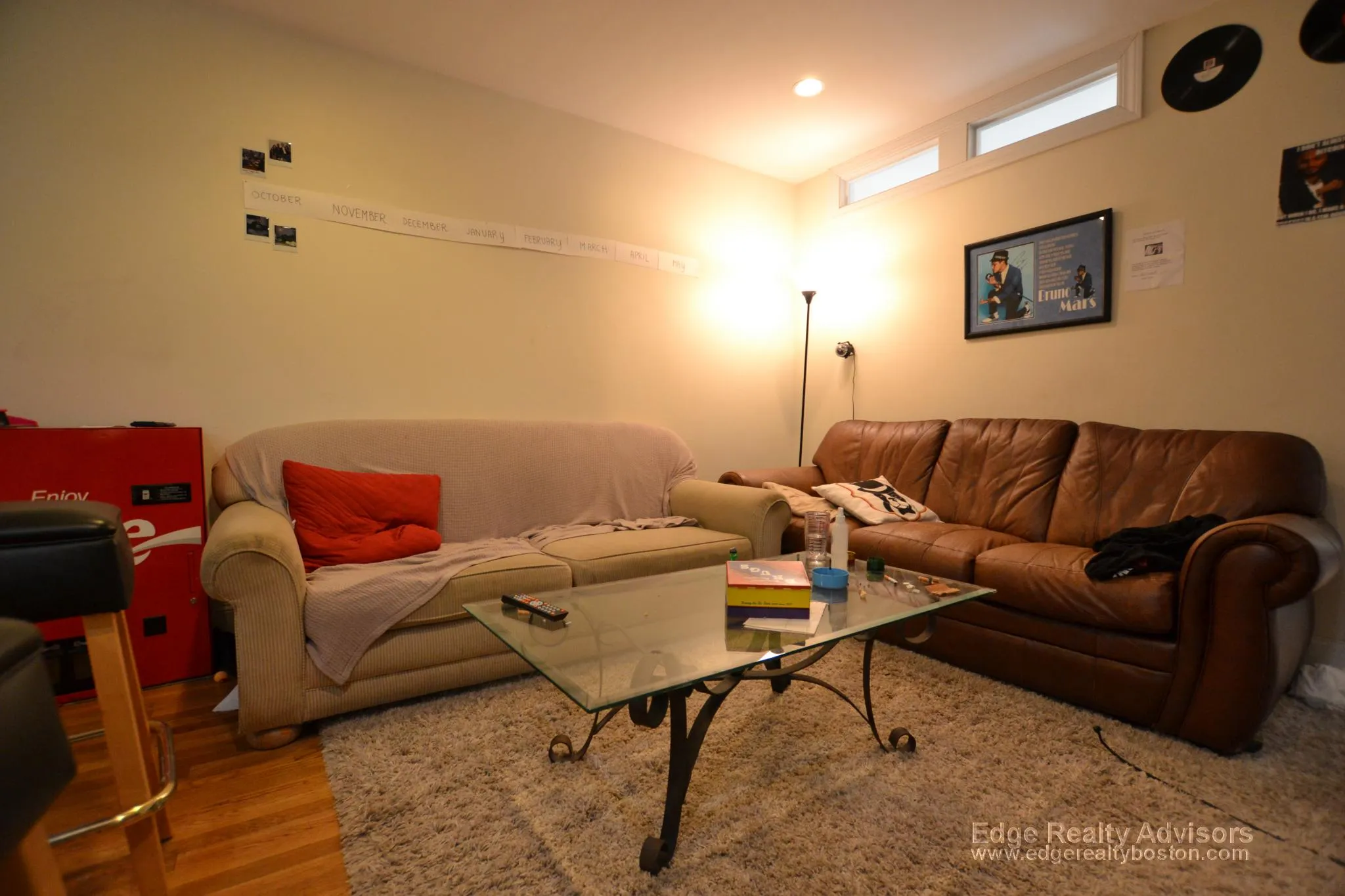 3 bed, 1 bath apartment for rent at 65 Thatcher St Unit 2, North Brookline — photo 2 of 6